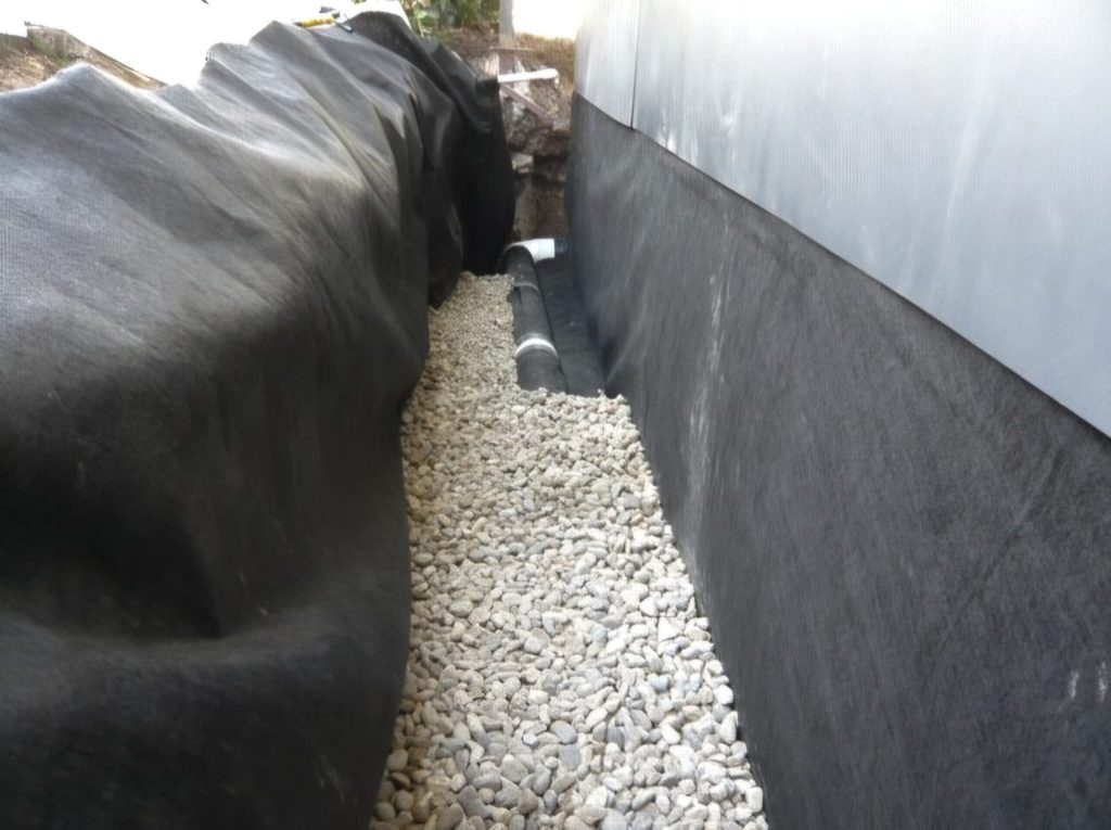 Bina çevresi drenaj yapımı