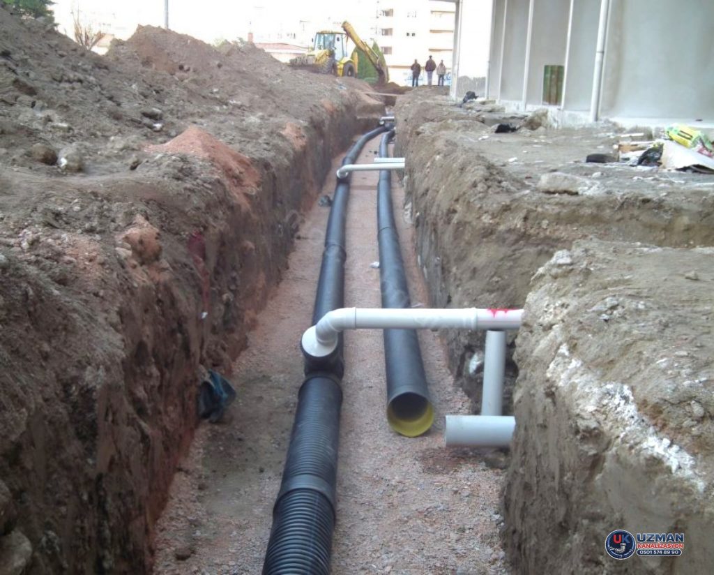 Altyapı kanalizasyon çalışması