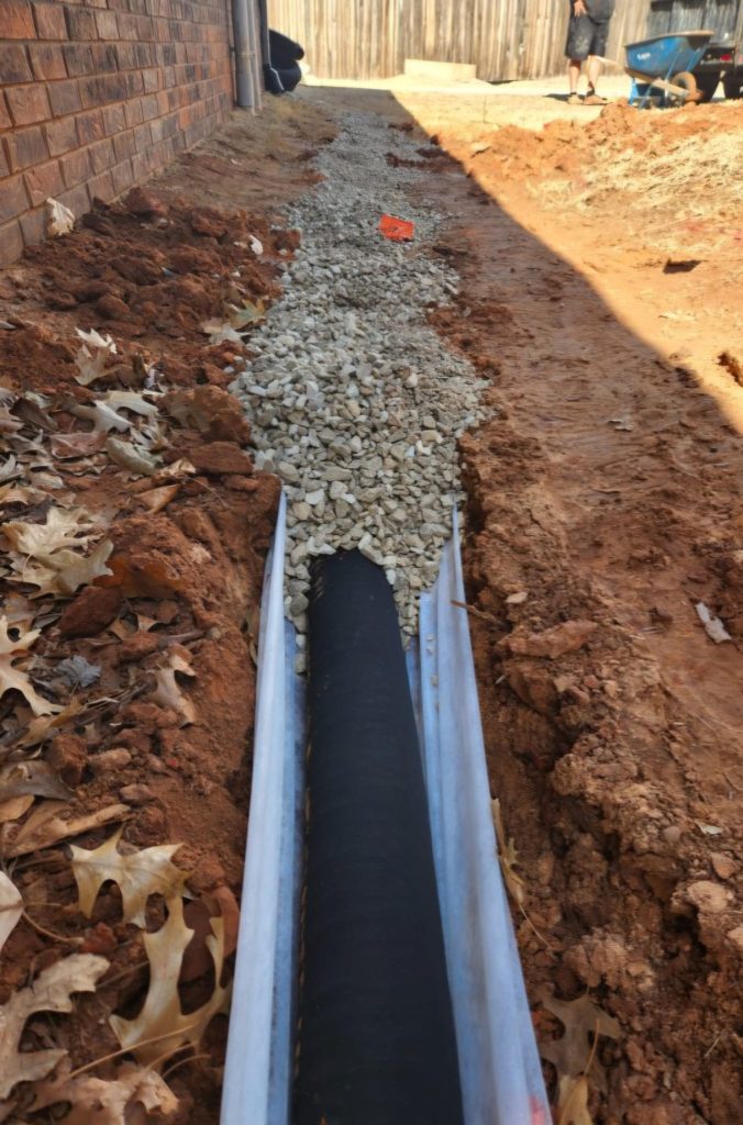 Bina çevresi drenaj uygulaması 