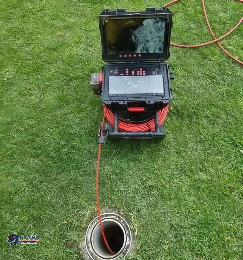 kanalizasyon borusu içini gösteren profesyonel kanal görüntüleme kamerası