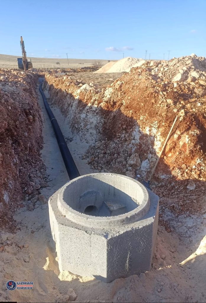 kanal kazma ve kanalizasyon altyapı hattı çalışması
