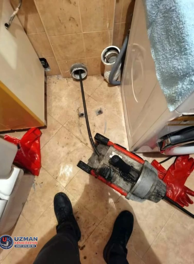 Kırmadan dökmeden robot cihaz ile gider açma işlemi