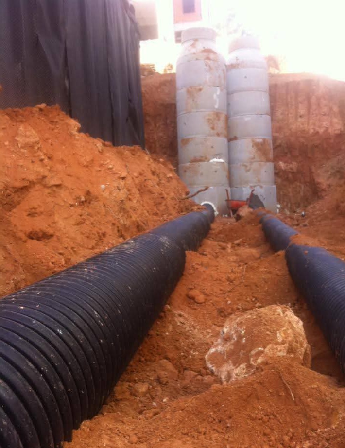 Sarıyer koruge boru ile kanalizasyon hattı döşeme çalışması