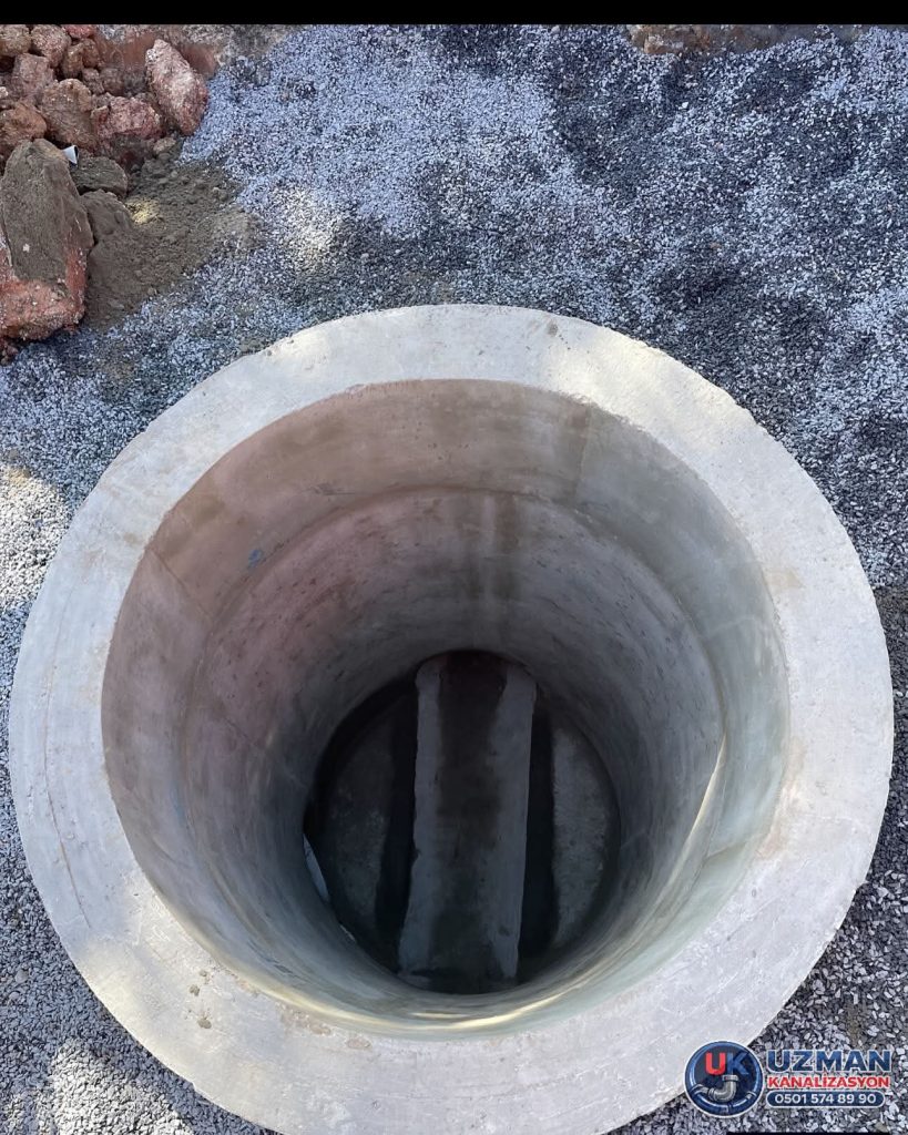 Yeni kanalizasyon logar montajı ve hat bağlantı uygulaması