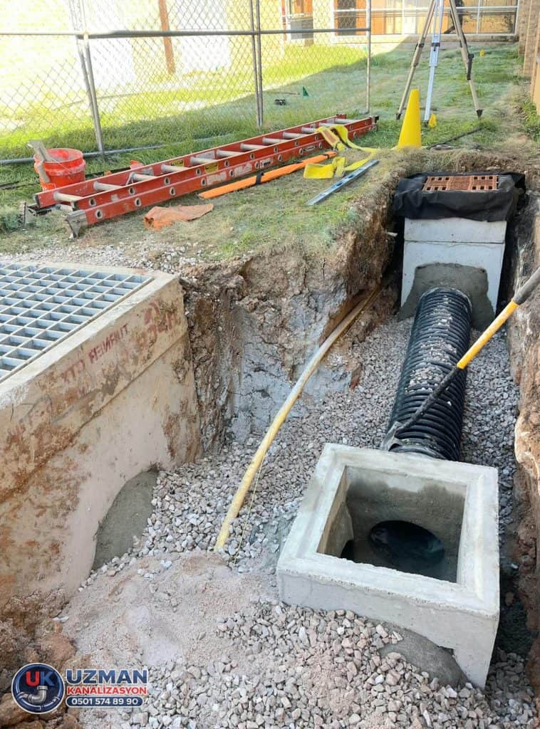 site altyapı kanalizasyon hat ve logar montaj çalışması