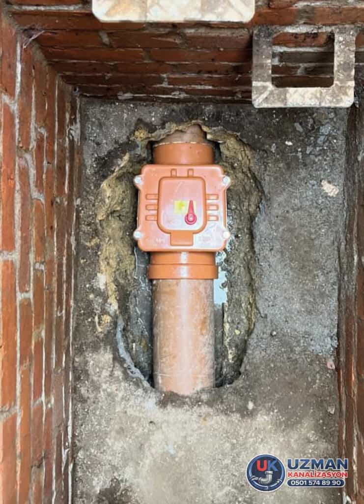 Tuzla kanalizasyon çekvalf takma işlemi
